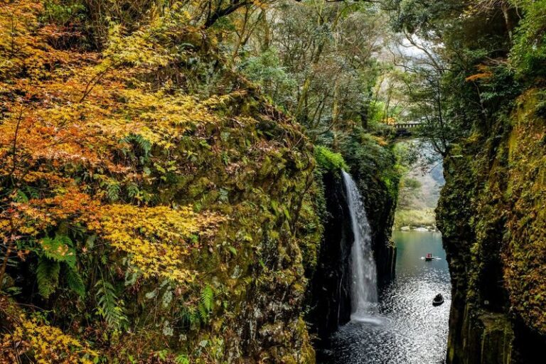 Kumamoto Mt. Aso, Kusasenri & Takachiho or Kurokawa from Fukuoka - Pick Kurokawa Onsen or Takachiho Before You Book