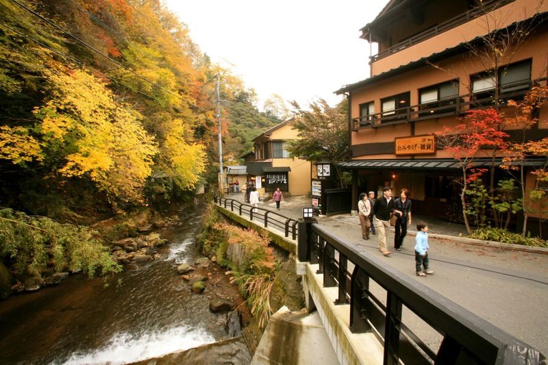 Kurokawa Onsen Transfer & Optional Scenic Tours from Kumamoto City - What the route through Aso-Kuju adds