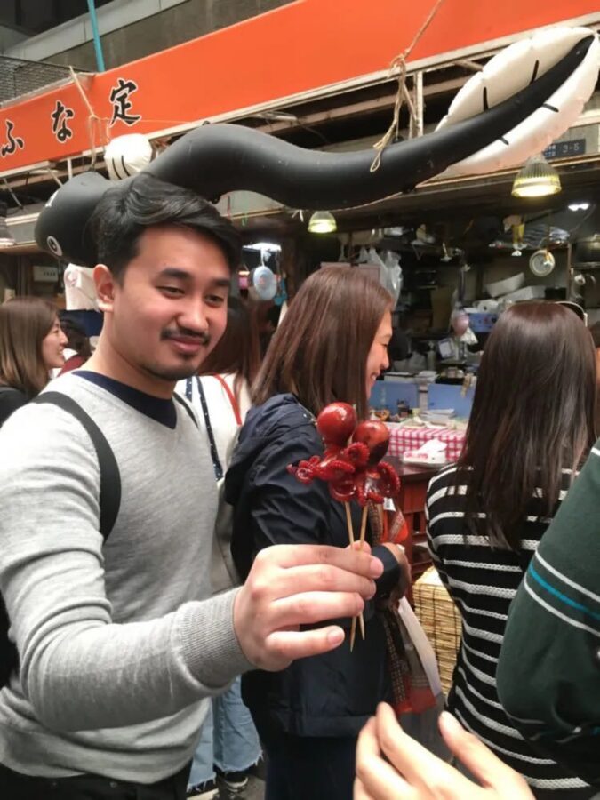 Kuromon Market Half Day Food Walking Tour in Osaka - Kuromon Market, one bite at a time