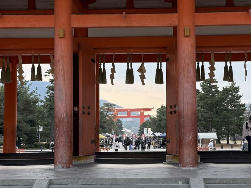 Kyoto 10 Shrines Half-Day Small Group Cycling Tour - What the guided stops add