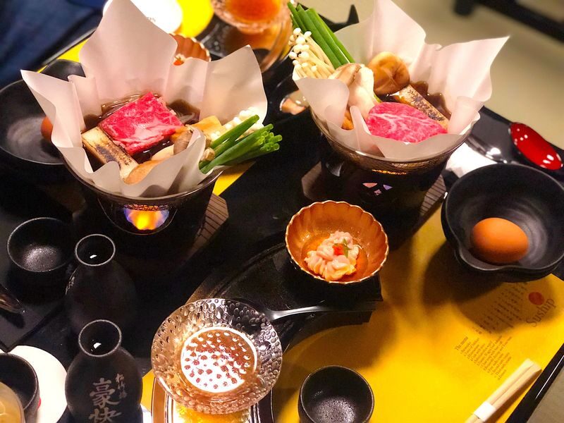 Kyoto Gion Night Tour with Kaiseki Dinner - Walking Gion after dark
