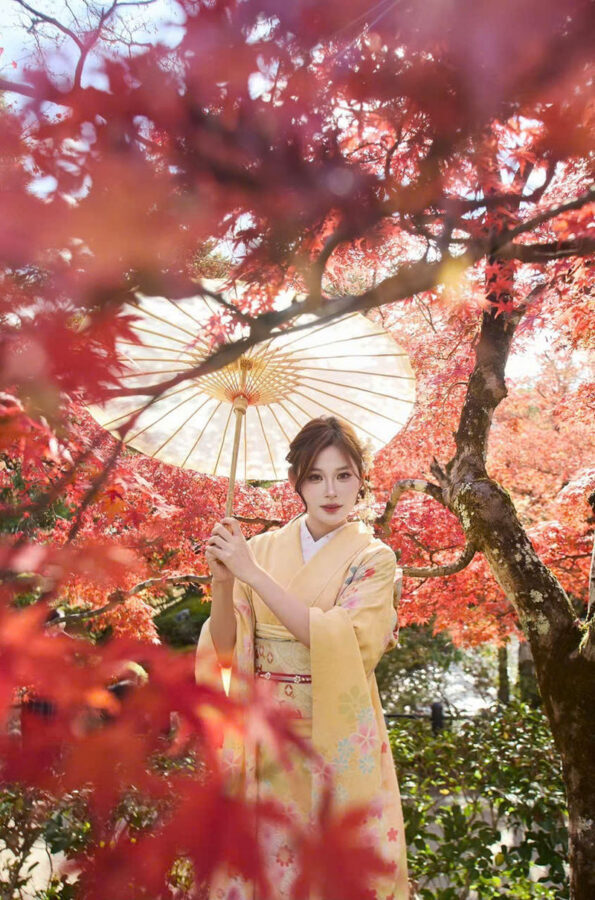 Kyoto Kiyomizu-dera Temple | Kimono, Yukata, Furisode Rental Experience, Japanese Makeup, Photography Service | (2-minute walk to Kiyomizu-dera Temple) - Choosing a kimono without rushing