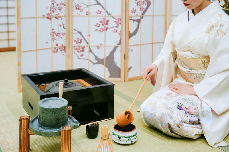 Kyoto | Tea Ceremony & Full-Day Kimono near Kiyomizudera Temple - Getting dressed: assistance, styling, and seasonal choice