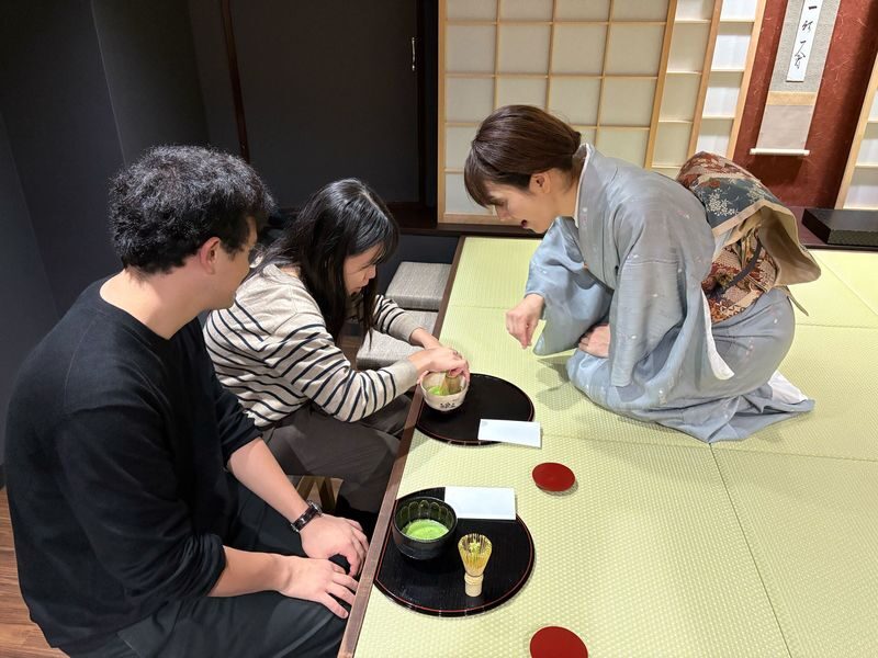 Kyoto: Traditional Tea Ceremony with Matcha and Sweets in Gion - Starting with omotenashi and tea history