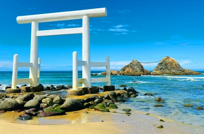 Kyushu Itoshima Coast & Yanagawa River Cruise & Dazaifu Tenmangu Shrine Day Trip (Departing from Fukuoka) - Yanagawa: a slow boat through an old water town