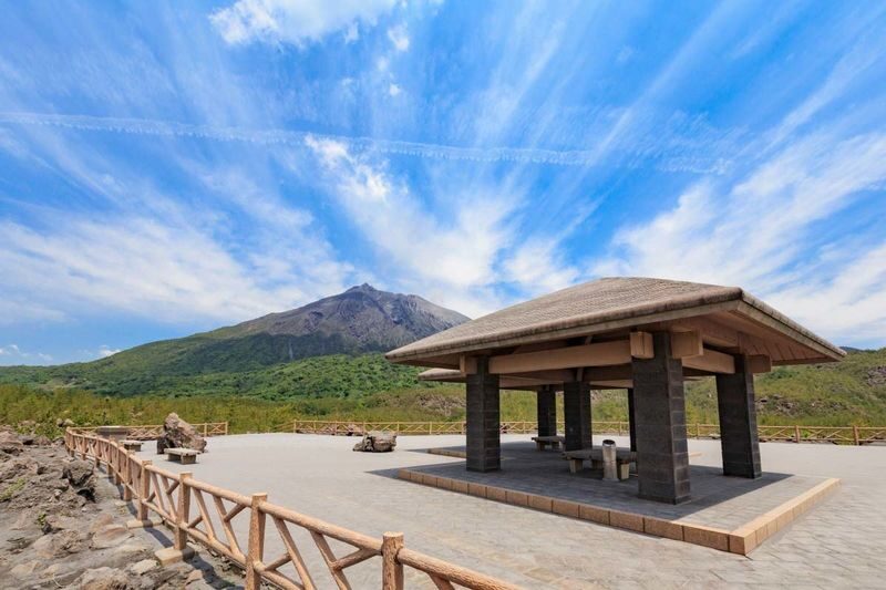 Kyushu Pier Charter: Kagoshima/Miyazaki Pier Private Charter Day Tour | Customizable Itinerary - Tenmonkan, Sengan-en, and Sakurajima in one day