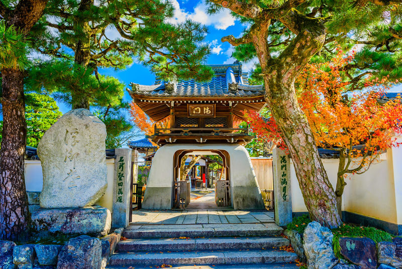 Lake Biwa Secret Scenery Pilgrimage Day Trip | Shirazu Shrine, Observation Deck/Sanzen-in Temple, Floating Temple, La Collina - A cable car ride, with weather in charge
