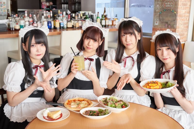Maid Cafe HoneyHoney (Yokohama) - Choosing between the three courses