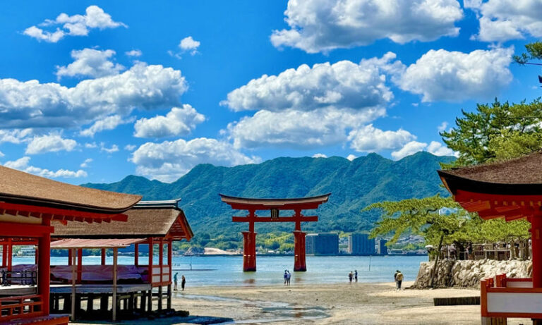Miyajima Itsukushima Shrine Half-Day All-Inclusive Exploration - Key points to know before you book