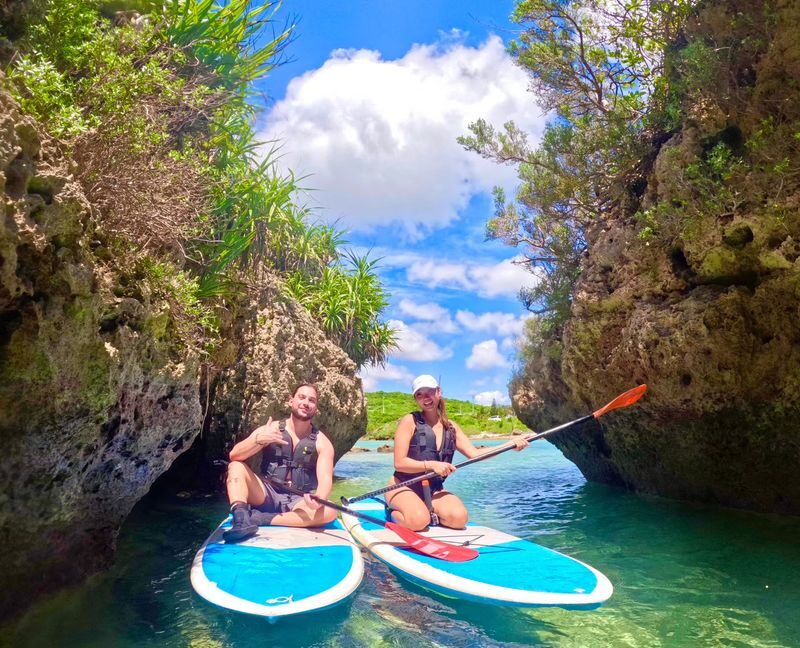 Miyakojima: Stunning Miyako Blue Beach SUP or Canoe Experience (Okinawa) - Picking the right craft for you