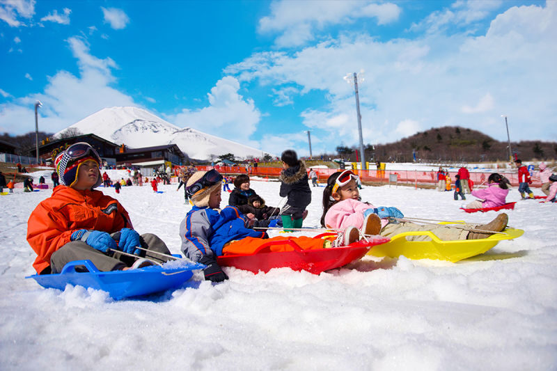 Mt. Fuji Snow Resort Yeti - Beginner Lesson & Snow Fun from Tokyo - The Shinjuku Start and Coach Ride