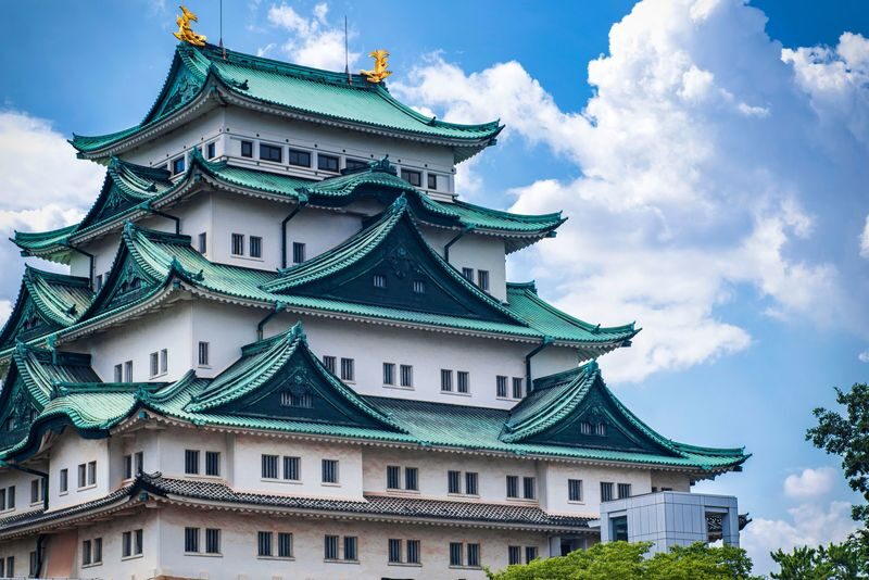 Nagoya Classic Day Tour: Nagoya Castle + Toyota Commemorative Museum of Industry and Technology + Osu Kannon (From Osaka, Guaranteed Departure for 1) - Nagoya Castle: a clear historical anchor