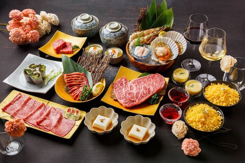 Nagoya, Takayama, Shirakawa-go, Gero Onsen Customized private tour - A Nagoya city day, stop by stop