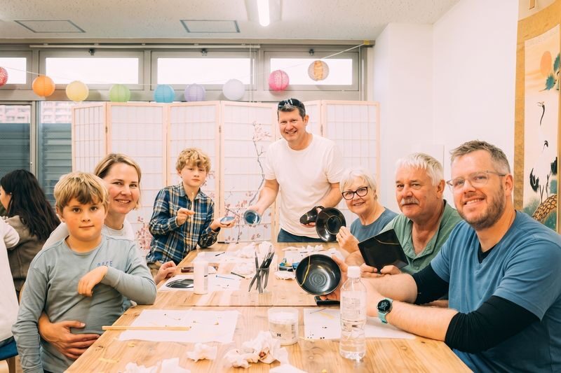 Namba, Osaka: Experience the Art of Kintsugi Workshop - Choosing Your Plate Before You Begin