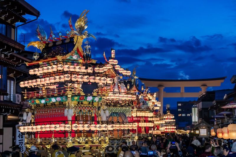 Night Walking Tour in Takayama - What happens during the 40-minute walk