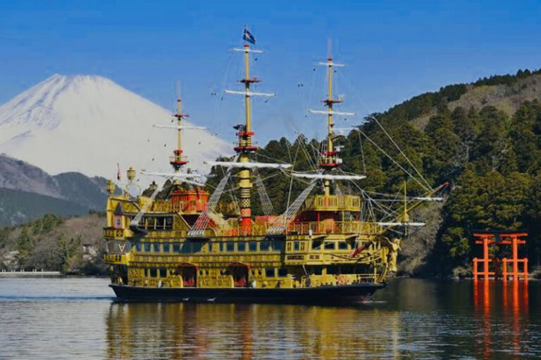 One Day Private Trip to Hakone with English Speaking Driver - Owakudani: Hakone’s volcanic side