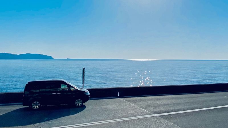 One-day tour of Atami Sunshine Beach Road, Kinusaki Coast, and Mount Omuro in Izu - Atami’s coast is a view from the road