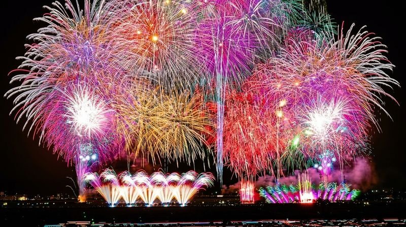 Optional Fireworks Cruise: Tokyo Atami Sea Fireworks Festival One-Day Tour: Kamakura Enoshima / Hakone Lake Ashi Classic Routes Optional (Departing from Tokyo / Chinese and English Services) - Kamakura Koko-mae Station: a quick anime stop