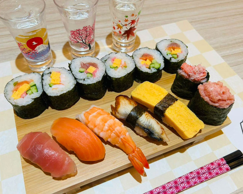 Osaka: Lets be a Sushi Master in Namba! Same-day bookings welcome! - What happens during the class
