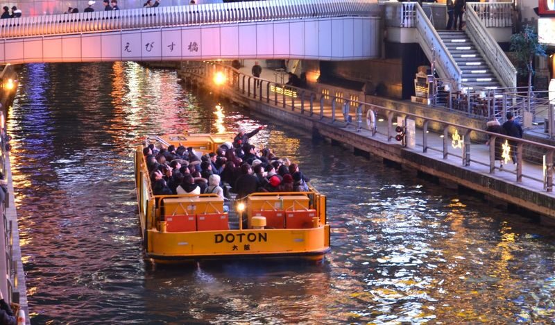 Osaka Walking Tour with Dotonbori River Cruise - Street food with room to choose
