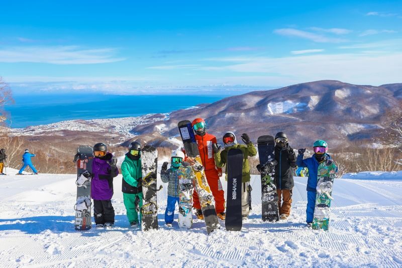 Otaru Asarigawa Ski Resort Ski & Snowboard Rental - Choosing the right runs for your level