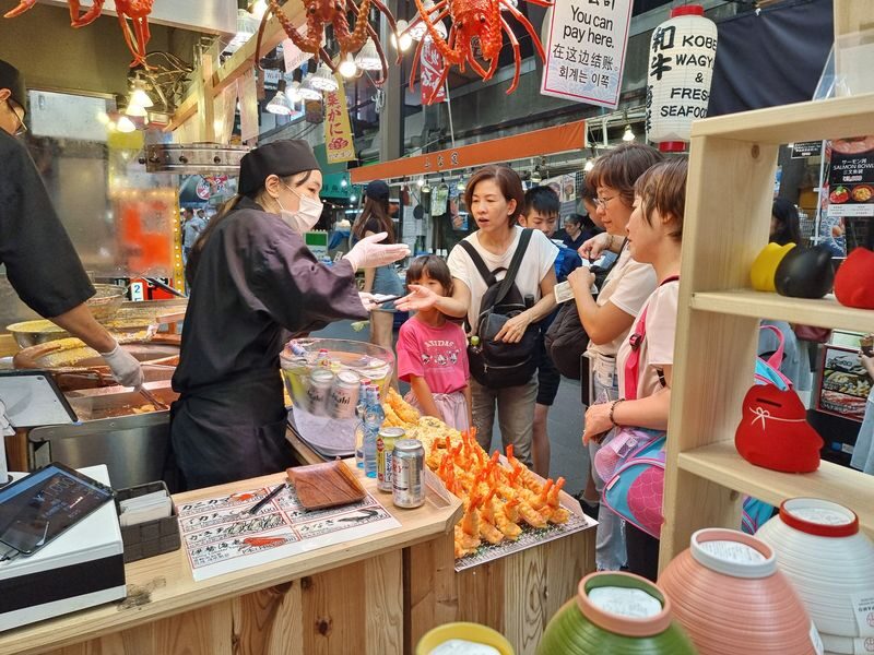 (Private Tour) Kuromon Market & Takoyaki Making Class in Osaka - Dotonbori before the cooking lesson