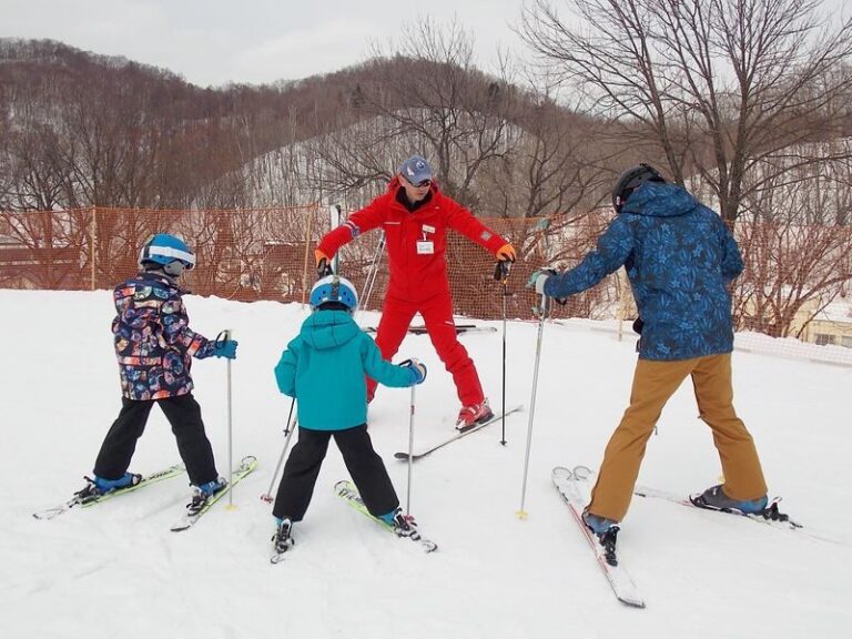 Sapporo Bankei Ski Resort Rental skis & wear & Lift Ticket - Choosing a slope that fits your ability