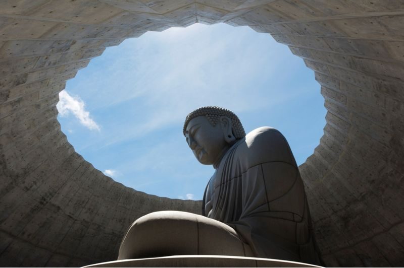 Sapporo Head Buddha & Shiroi Koibito Park Full-Day City Highlights Tour - The Head Buddha and its grounds