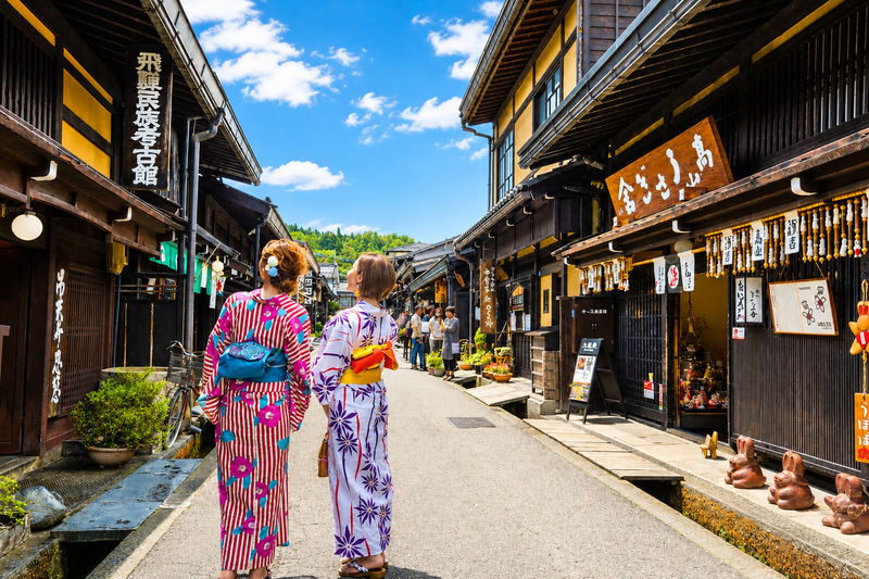 Shirakawa-go & Takayama Old Town Day Tour (Optional Hida Beef Lunch) - Takayama’s old streets reward a focused walk
