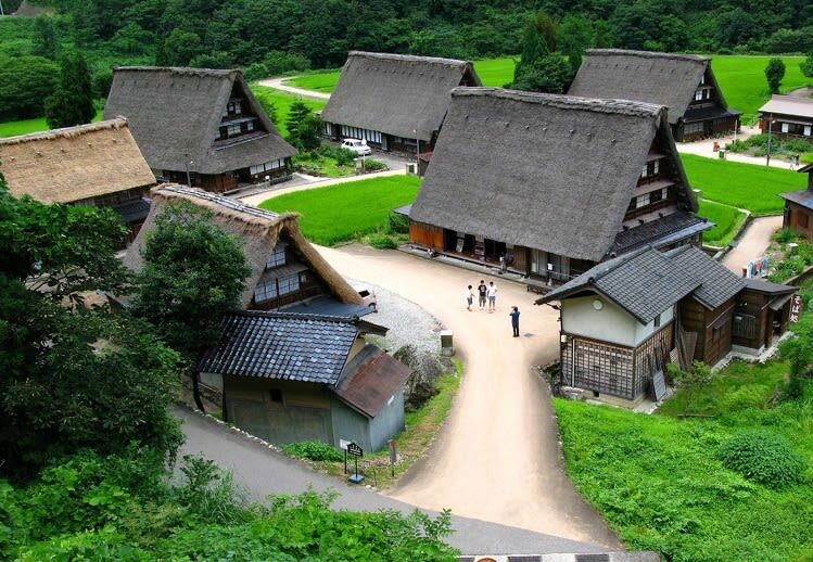Shirakawa-go & Tateyama Alpine Route 3-Day Bus Tour - What the Tateyama Alpine Route adds