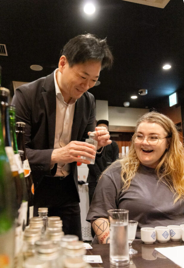 Taste a variety of sakes with a sake sommelier - Meeting at Shinjuku-sanchome Station