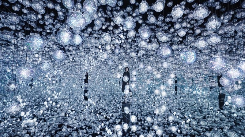 teamLab Borderless Tickets: MORI Building DIGITAL ART MUSEUM - EN TEA HOUSE: a quieter pause