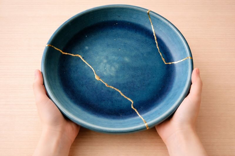 The Art of Kintsugi: Traditional Golden Repair in Tokyo Asakusa - What you’ll make, and what kintsugi means