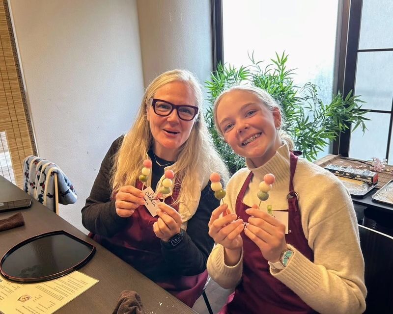 Tokyo Mochi-Making Class (2Hr) - A Beginner-Friendly Method, With a Trade-Off