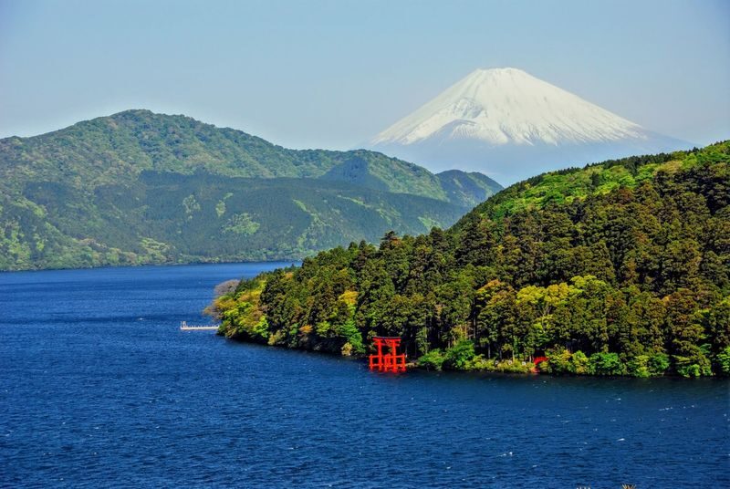 Tokyo Mt Fuji 5th St & Hakone Cruise Bus Tour w/Bullet Train return option - Starting in Tokyo before the roads fill