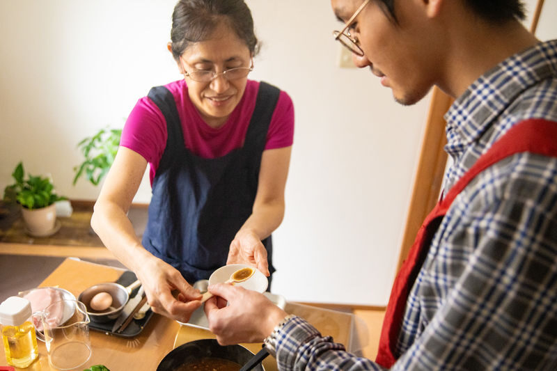 Tokyo Private Japanese Curry Class: Katsu or Veggie Curry - Choosing katsu or vegetable curry