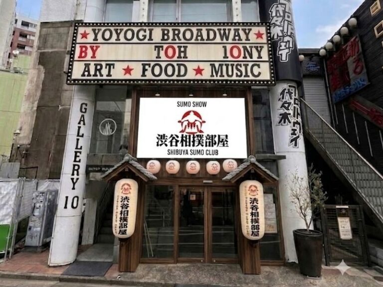 Tokyo: Shibuya Sumo Show with Drink and Photo - A demonstration, not a tournament