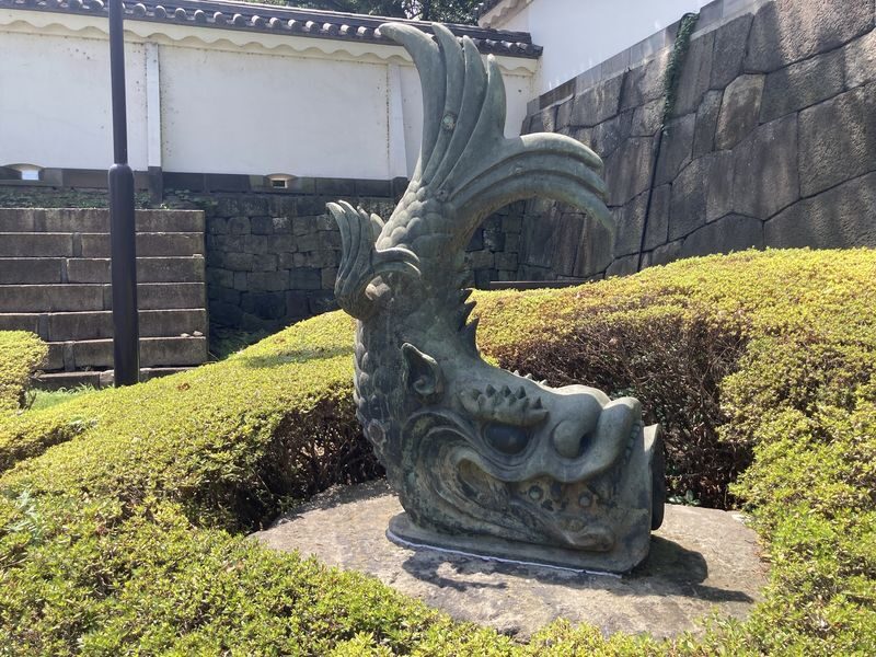 Tokyo: Small-group Imperial Palace Historical Walking Tour - From Ote-mon Gate into the gardens