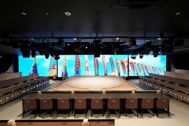 Tokyo Sumo Dinner Show in Ginza with Japanese Cuisine & Sake Bar - What happens during the 2-hour-15-minute visit