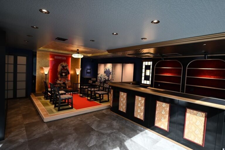 Tokyo: Sushi-Making Workshop in Harajuku - From vinegared rice to your own sushi rolls