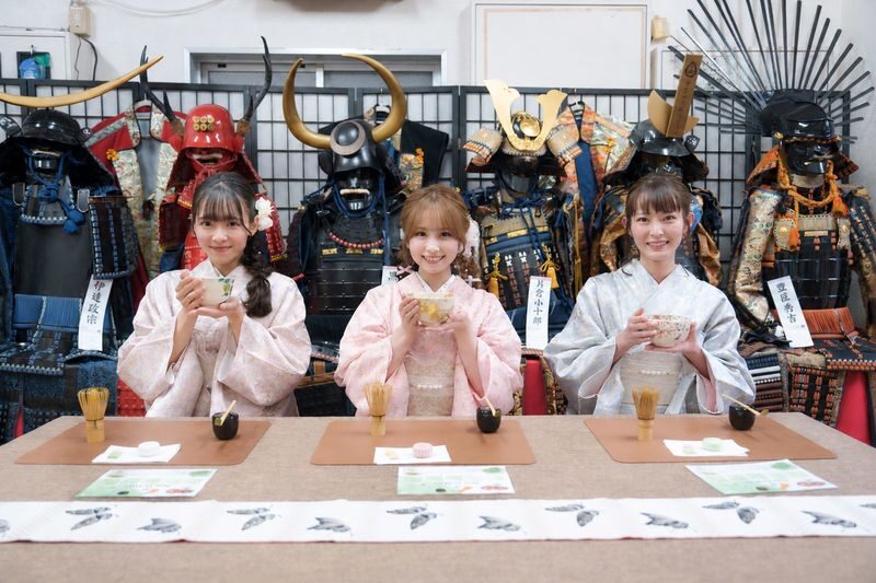 Tokyo Tea Ceremony & Matcha Making at TIA Asakusa Shop - Making matcha, not just watching it