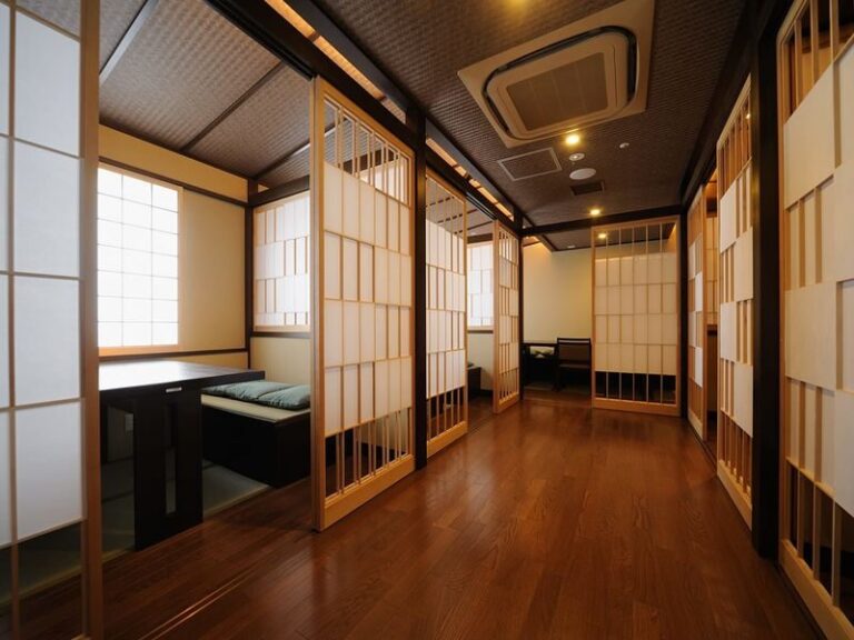 Tokyo Yugawara Onsen Manyo-no-Yu: Day Trip Admission Fee - Choosing between the baths