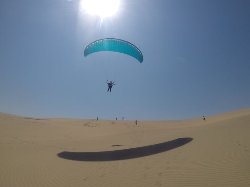 Tottori Sand Dunes Paragliding Experience - From briefing to soft landing
