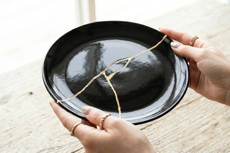 Traditional Kintsugi Repair Experience in Kyoto - From first step to finished souvenir