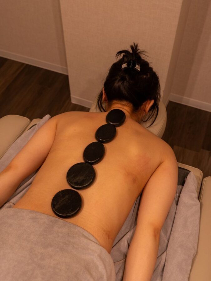 Vietnamese Hair Wash & SPA Experience (Osaka) - Private rooms, screens, and small extras