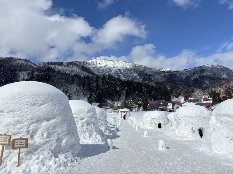 Winter Nagano Day Trip | Zenko-ji Temple & Iiyama Snow Hut & Nozawa Onsen Village (Departing from Nagano) - Iiyama’s kamakura huts: the winter-only centrepiece