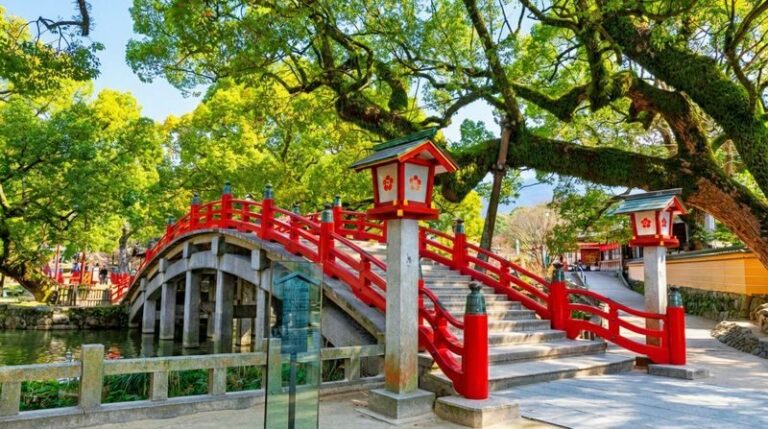 Yufuin no Mori Kyushu Yufuin & Special Train Experience & Umi Jigoku & Dazaifu One-Day Tour (Chinese and English Guide) - Yufuin no Mori: A Train Ride With a Practical Catch